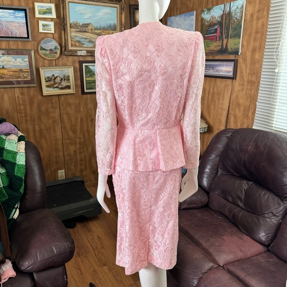 Vintage Lace Barbiecore Jacket and Skirt Set - Picture 4 of 10